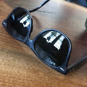 Authentic Ray Ban made in Italy🤘🏼😎